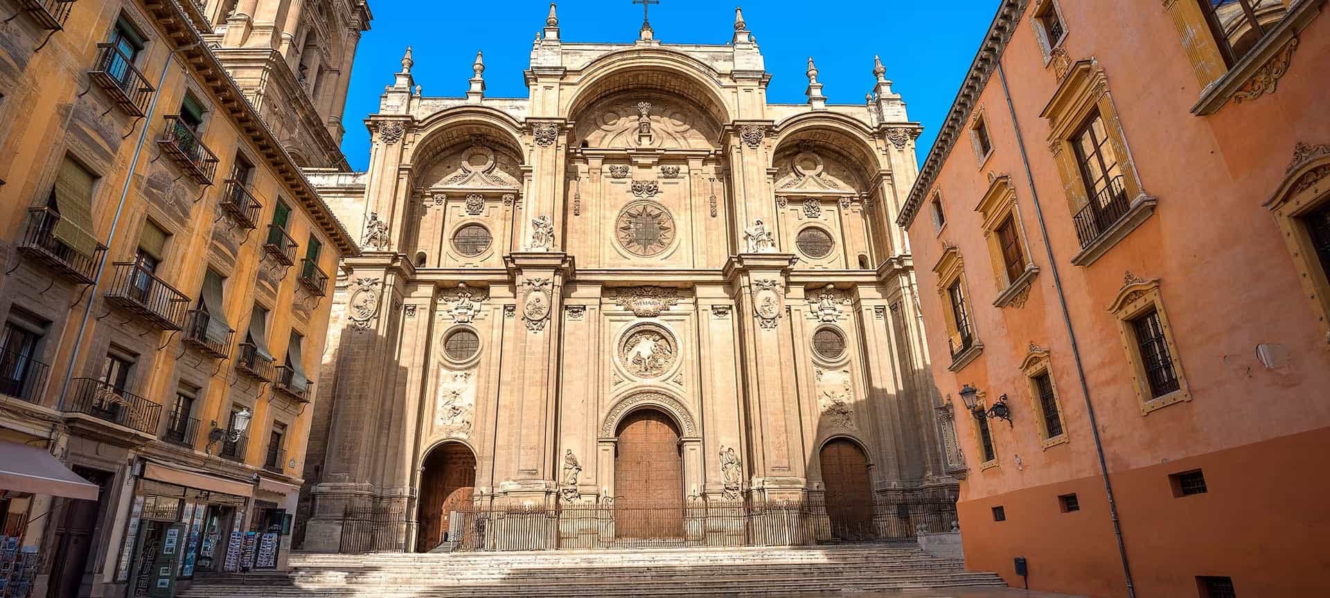 Catedral - La guía definitiva para disfrutar de Granada: Qué hacer y qué visitar